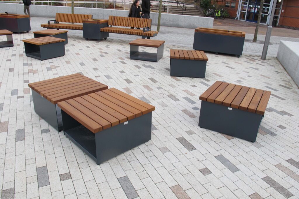 Seats & Benches Furnitubes