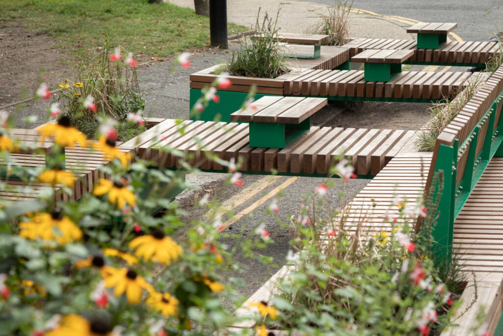 Railroad seating and integrated planters at vauxhall one project