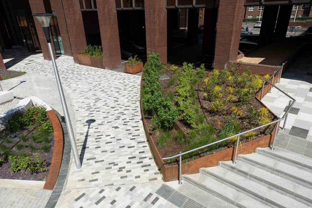 AKRI steel retaining walls at dukes court