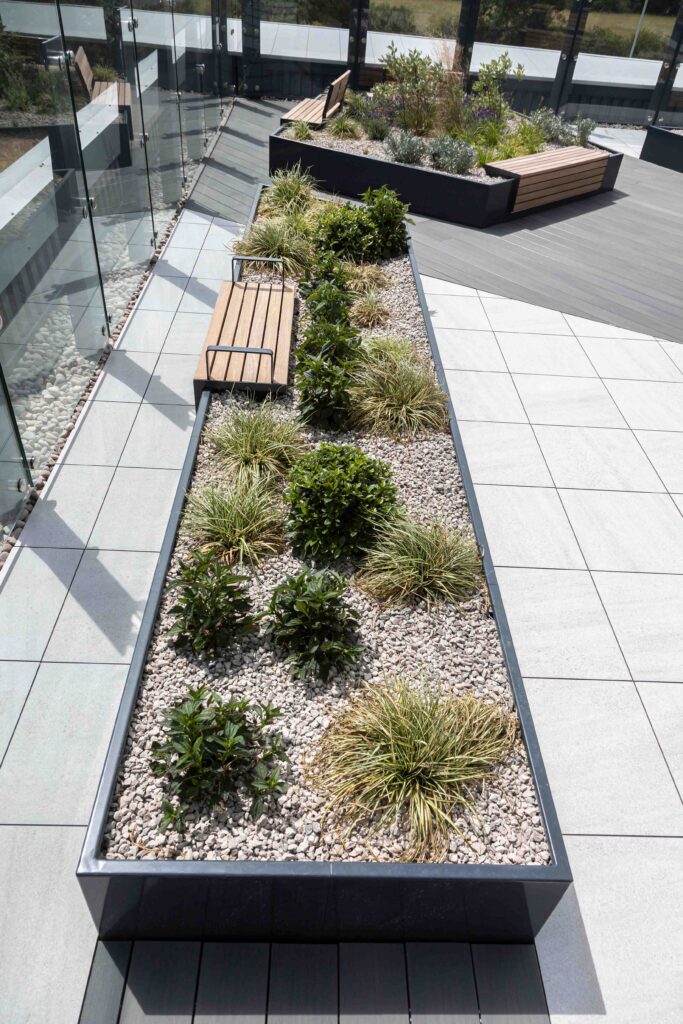 AKRI 300 Steel Retaining Planter with Integrated bench